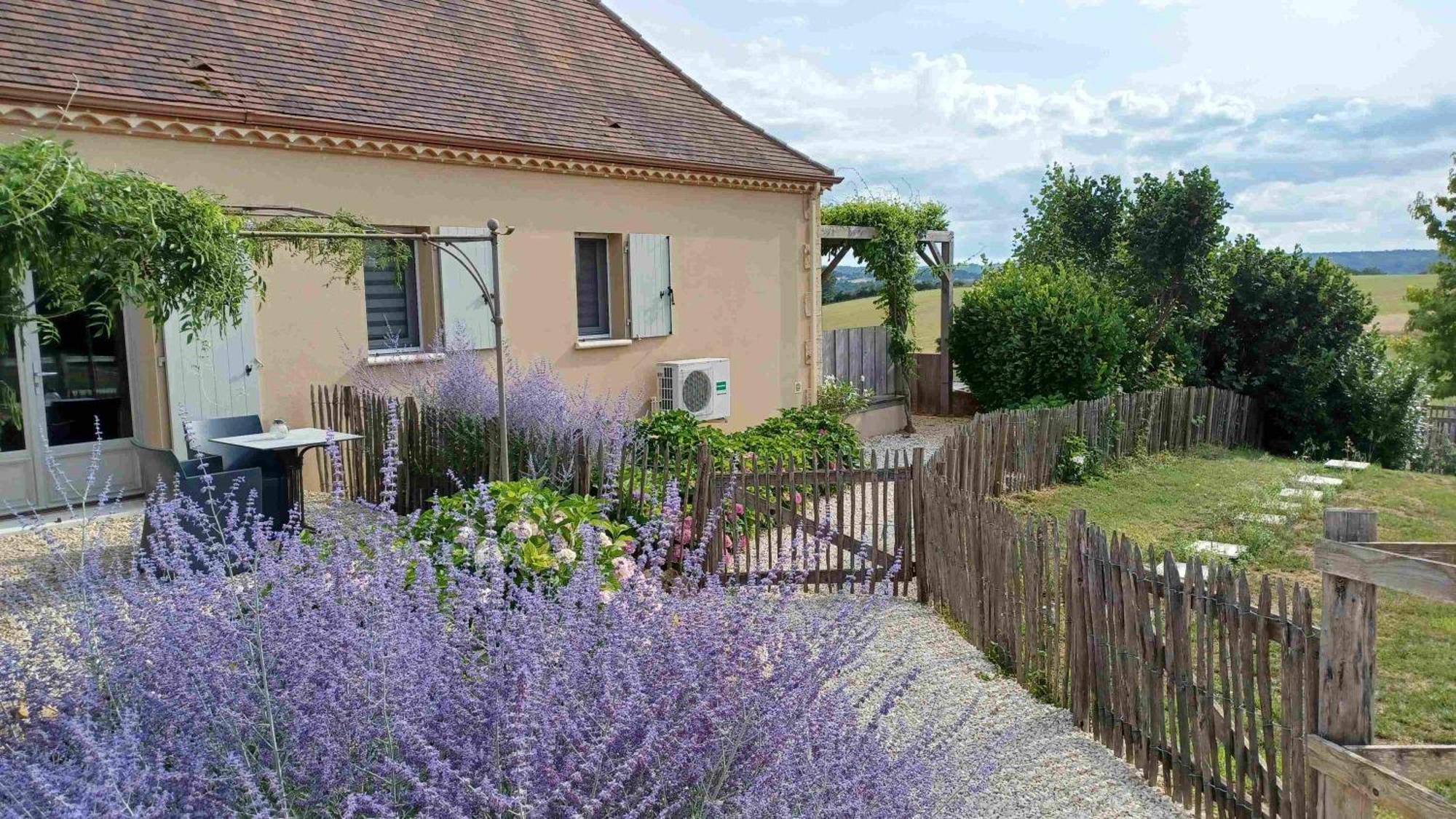 La Douce Dordogne Bed & Breakfast Coux-et-Bigaroque-Mouzens Exterior photo